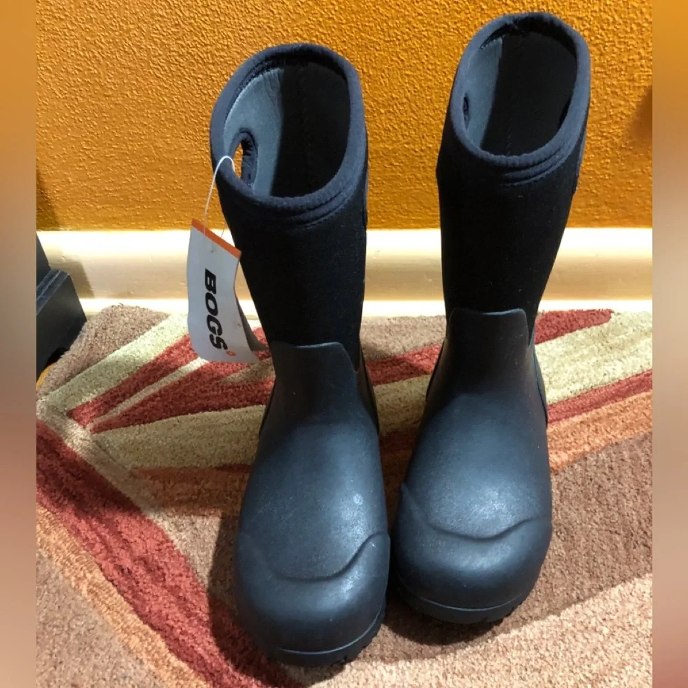 Bogs Kids Black Waterproof Pull-On 3 Season Boots Size 2
